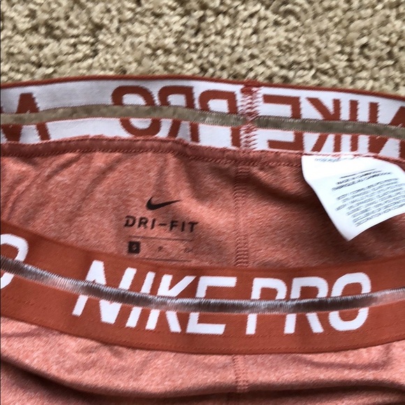 NIKE PRO LEGGINGS - Picture 5 of 7